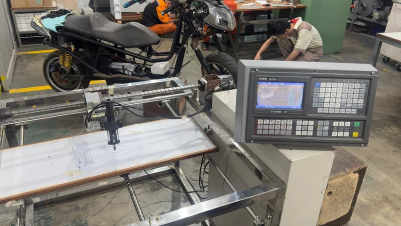 CNC Machine with GSK980TDa Control System photo 2